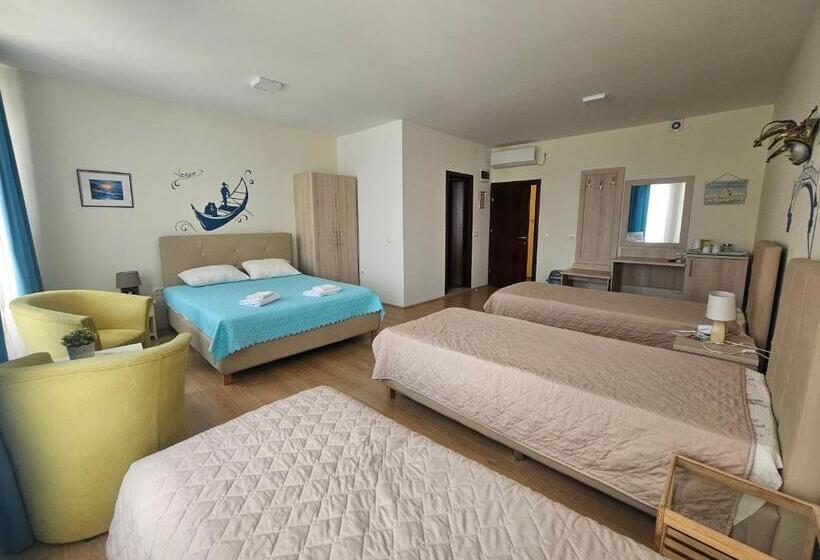 استودیوی لوکس, Apartments Lotus