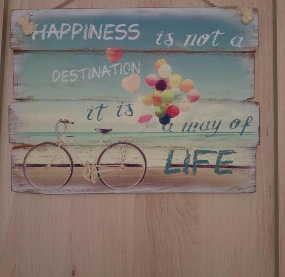 استودیوی لوکس, Apartments Lotus