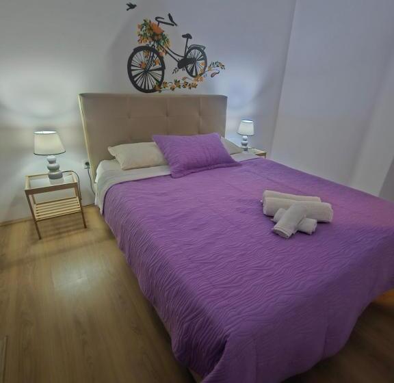 آپارتمان 1 خوابه با بالکن, Apartments Lotus