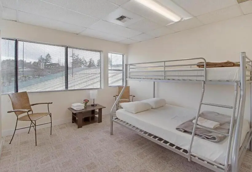 اتاق استاندارد, San Juan Island Hostel