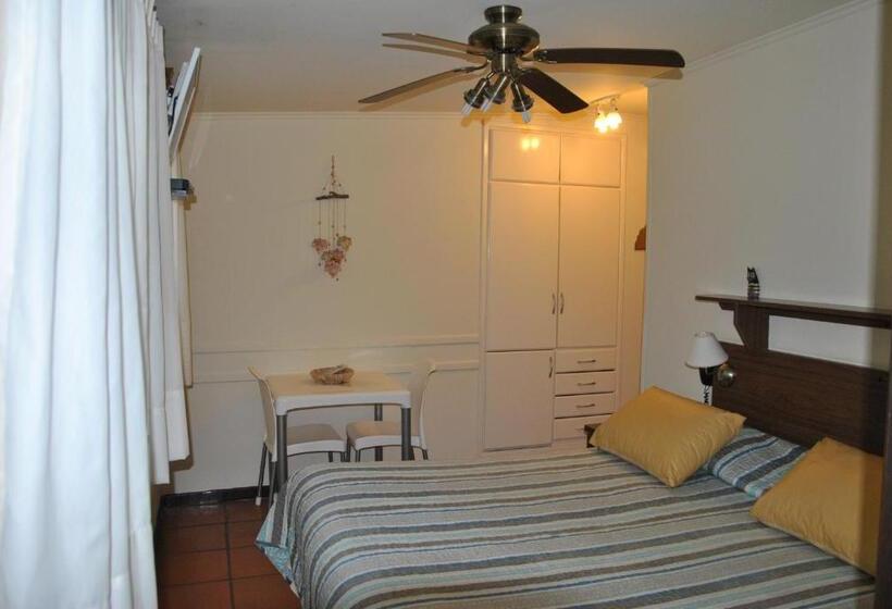 标准间, Carilo Quimey