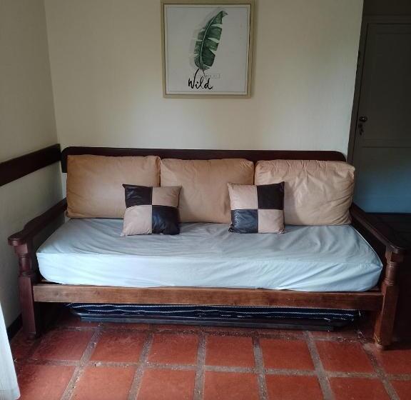 带1个卧室的带阳台的公寓, Carilo Quimey