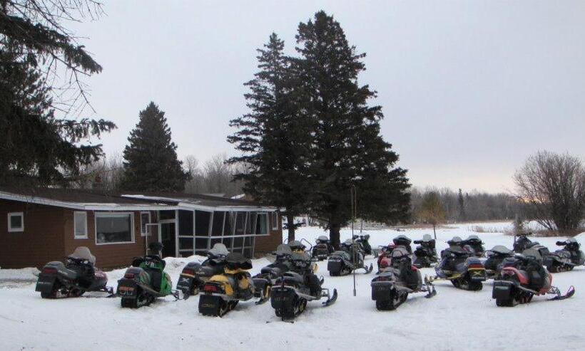 منزل 4 غرف نوم, Dunrovin Resort