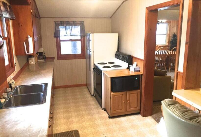 منزل غرفتين نوم, Dunrovin Resort