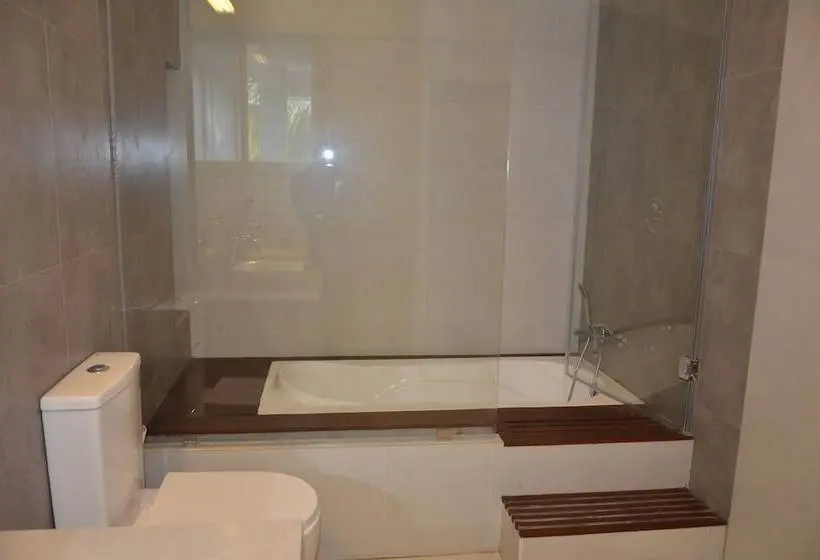 スーペリアールーム, Anchorage Villa