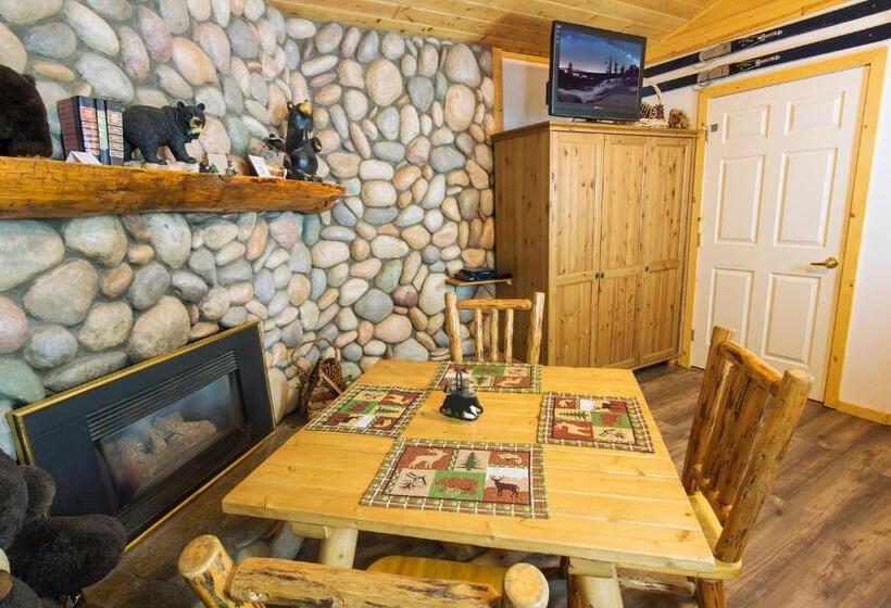 패밀리 룸, Fireside Lodge