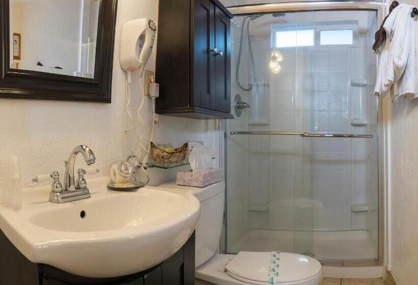 패밀리 스위트, Fireside Lodge