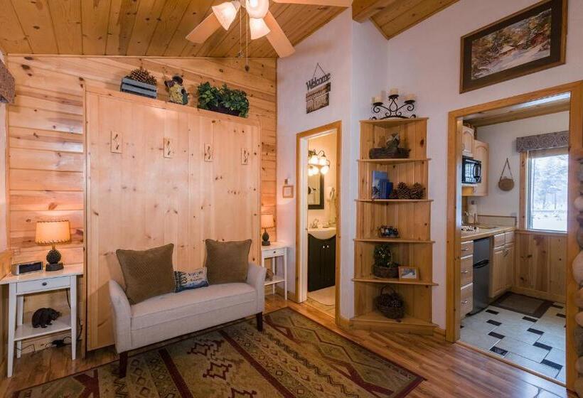 패밀리 스위트, Fireside Lodge