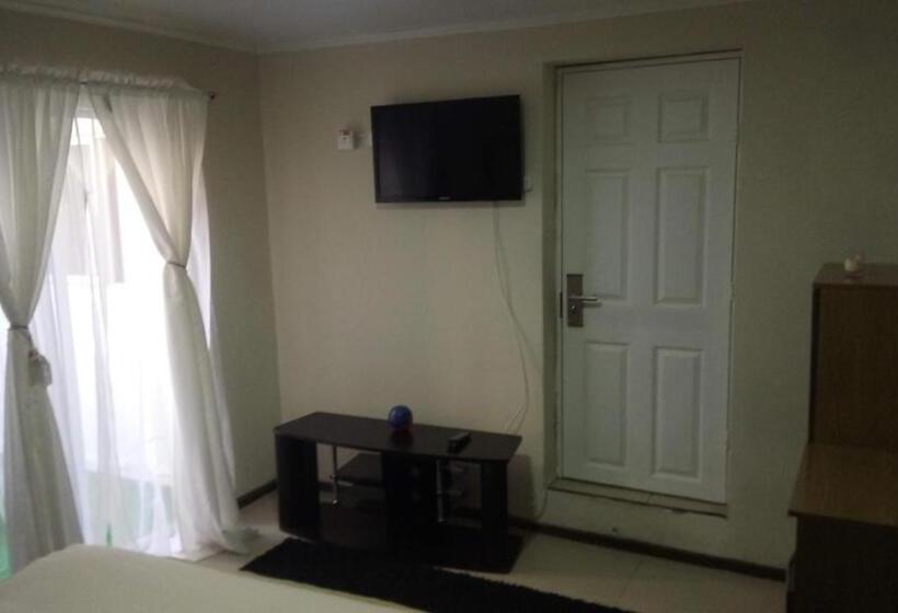 اتاق استاندارد, Hostal Los Castanos