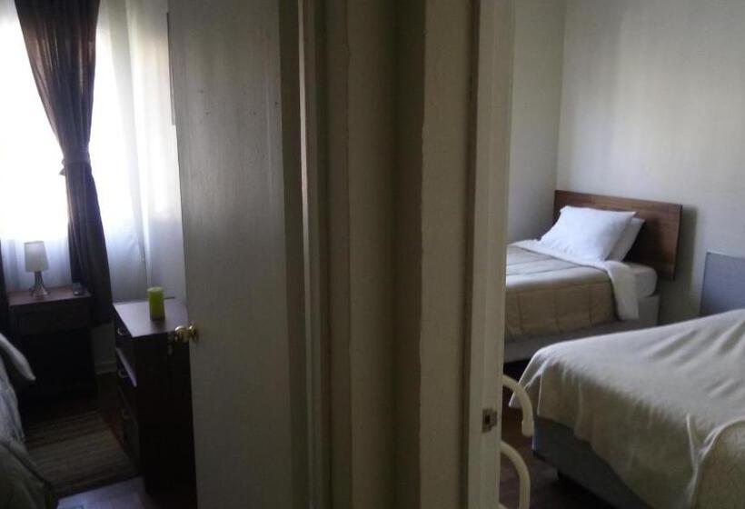 اتاق استاندارد چهار تخته, Hostal Los Castanos