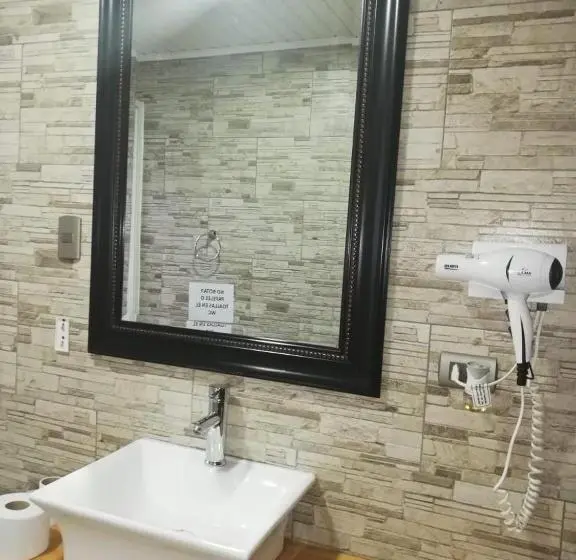اتاق دوبلکس, Hostal Plaza Chiloe