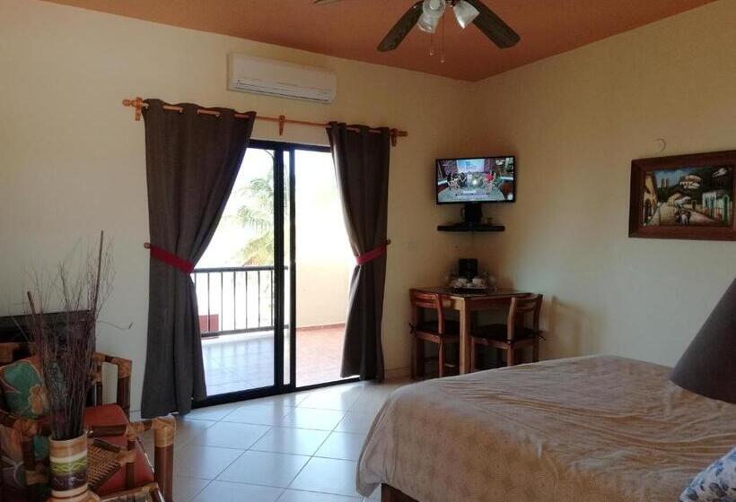 اتاق استاندارد با بالکن و چشمانداز دریا, Castillito Kin Nah