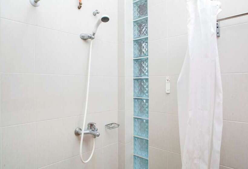 Номер Стандарт, Reddoorz Plus Near Dago Pakar
