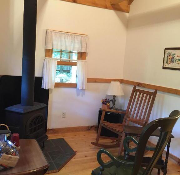 بنجلو عائلى, Grunberg Haus Inn & Cabins