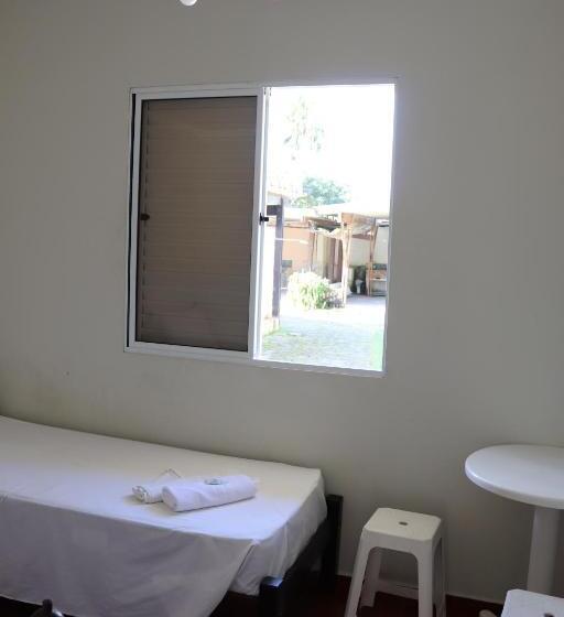 חדר סטנדרט חדר אמבטיה משותף, Camping Pousada Ilha Do Mel   Frente Ao Mar