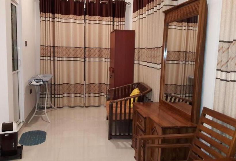 חדר סטנדרט לשלושה עם מרפסת, Risenlak Holiday Resort