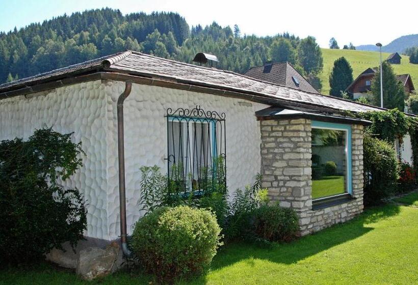 بانگلوی استاندارد, Pension Weber