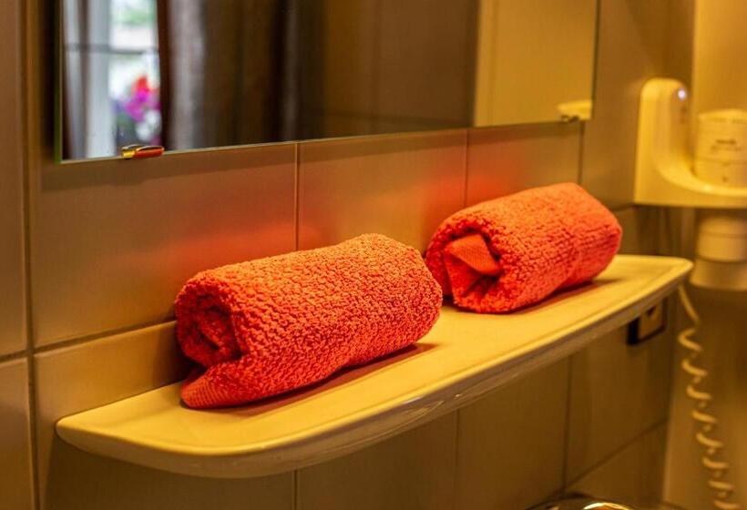 Номер Стандарт, Gasthof Panzl Bräu