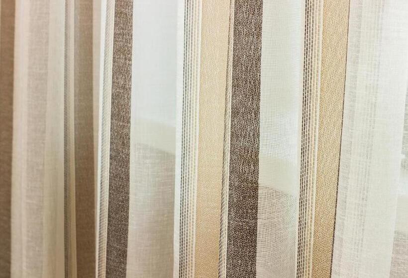 استودیوی استاندارد, Apart Hotel Smart Studio