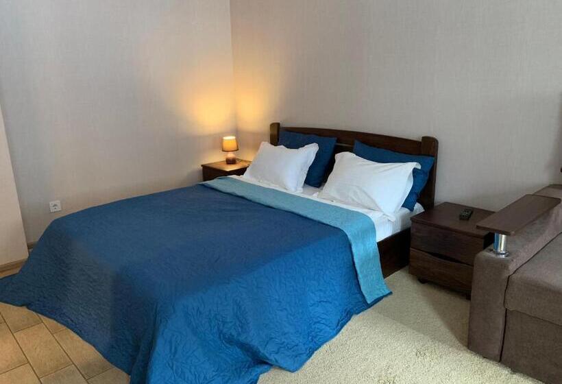 استودیوی لوکس, Apart Hotel Smart Studio