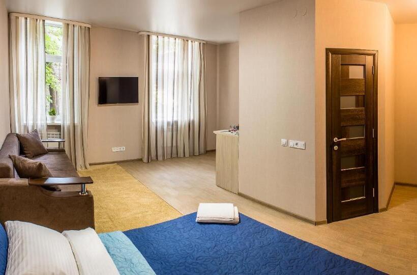 استودیوی لوکس, Apart Hotel Smart Studio