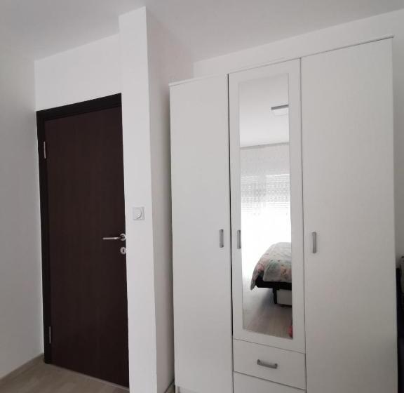 استودیو استاندارد با تراس, Guest House Dana