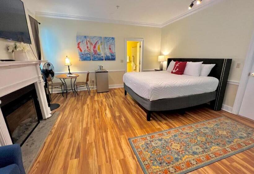 스탠다드 룸 킹사이즈 침대, Old Brick Inn