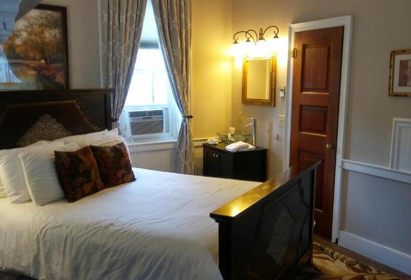 이코노미 룸, Old Brick Inn