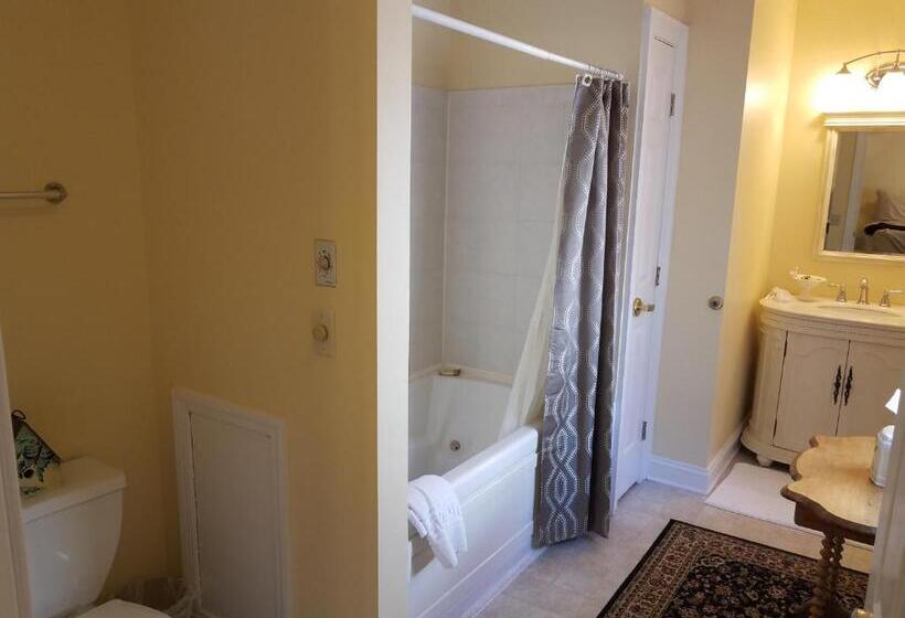 디럭스 룸, Old Brick Inn