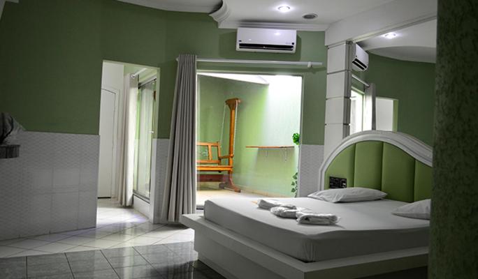 Люкс с гидромассажем, Flamboyant