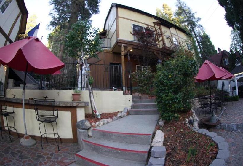 Номер Стандарт Вид на Горы, Fleur De Lac Europeran Inn