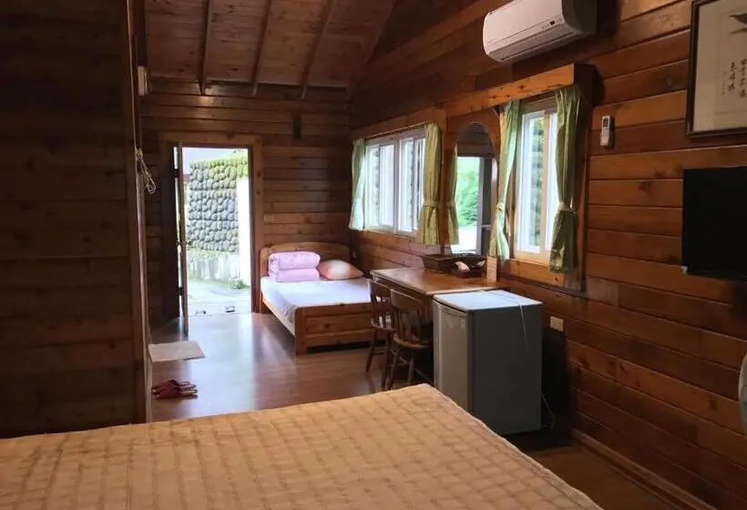 اتاق استاندارد سه نفره, Jin Zu Cottage