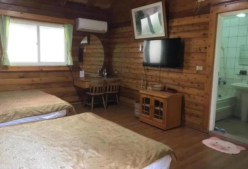 اتاق استاندارد چهار تخته, Jin Zu Cottage