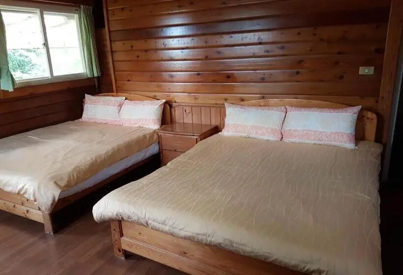 اتاق استاندارد چهار تخته, Jin Zu Cottage
