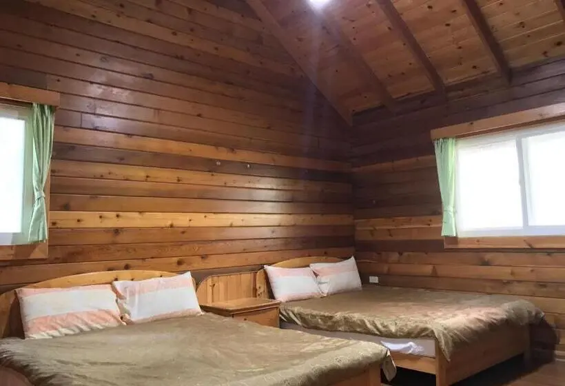 اتاق استاندارد چهار تخته, Jin Zu Cottage