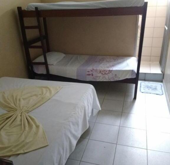 이코노이 4인룸, Pousada Ipojuca