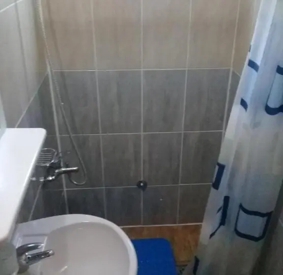 اتاق استاندارد سه نفره, Rooms Lida & Friendly Home