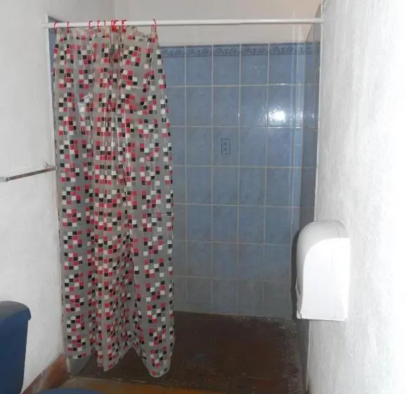 スタンダードバンガロー, Beach Hostal Oasis