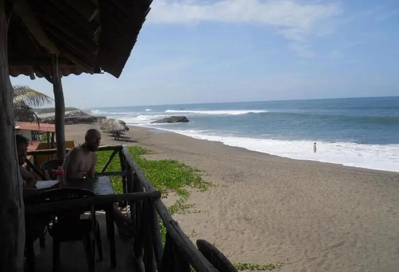スタンダードバンガロー, Beach Hostal Oasis