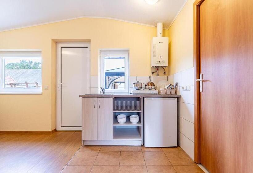 کلبه ییلاقی, Kopų 32 šventoji