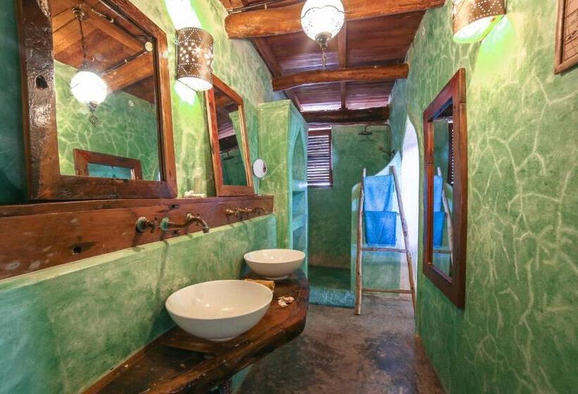 סוויטה נוף לבריכה, Mr Kahawa Lofts