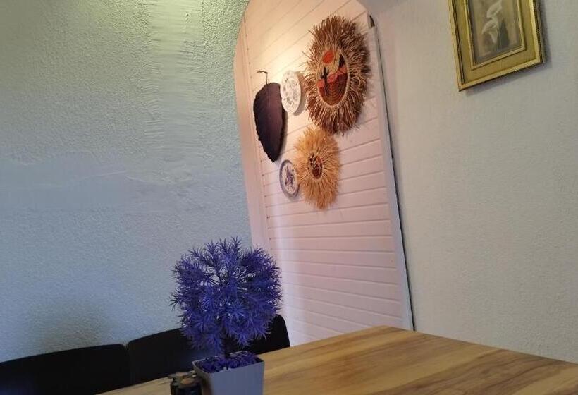 Апартаменты 1 Спальня Вид на Сад, Cemils Guest House