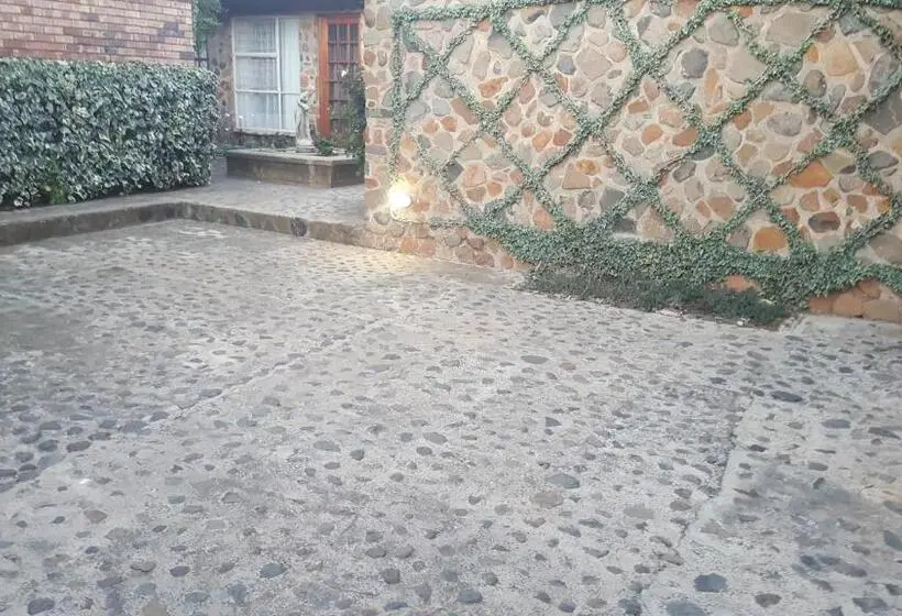 デラックスルーム, Gemsbok Cottage