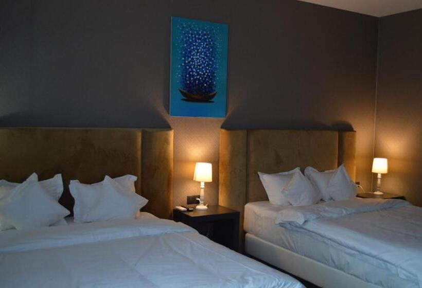 패밀리 룸, Vila Fabesca