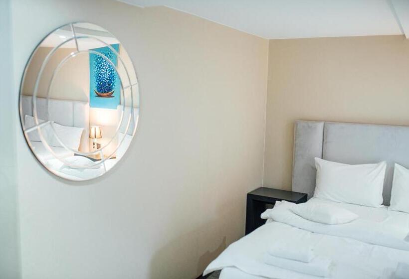 패밀리 룸, Vila Fabesca