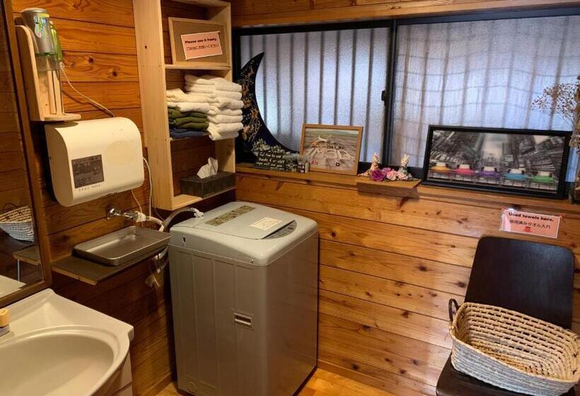 בונגלו משפחתי, Guesthouse Coco Garage