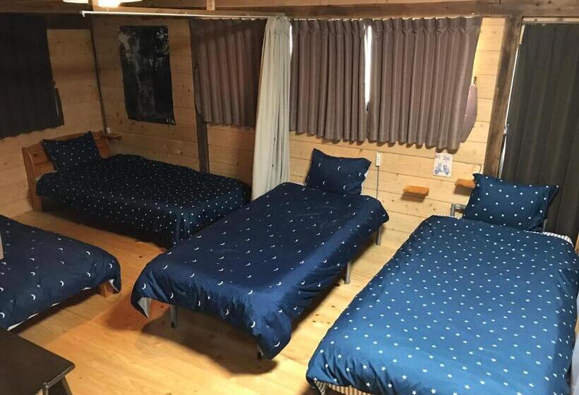 בונגלו משפחתי, Guesthouse Coco Garage