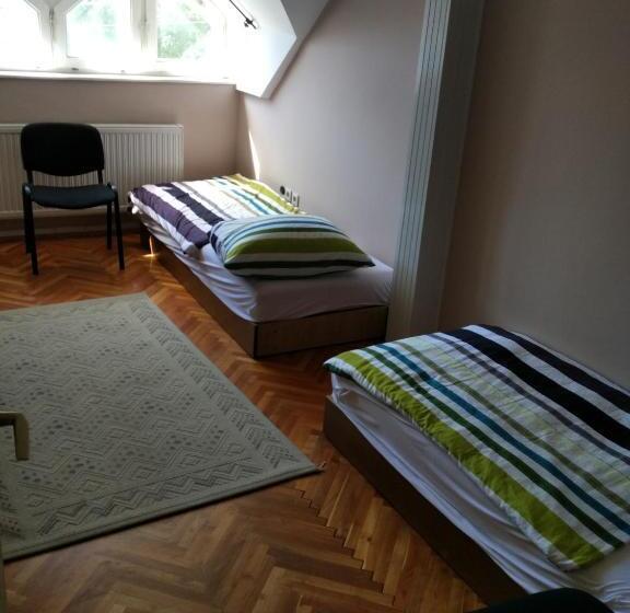 Номер Стандарт Трехместный, Horváth Apartmanház