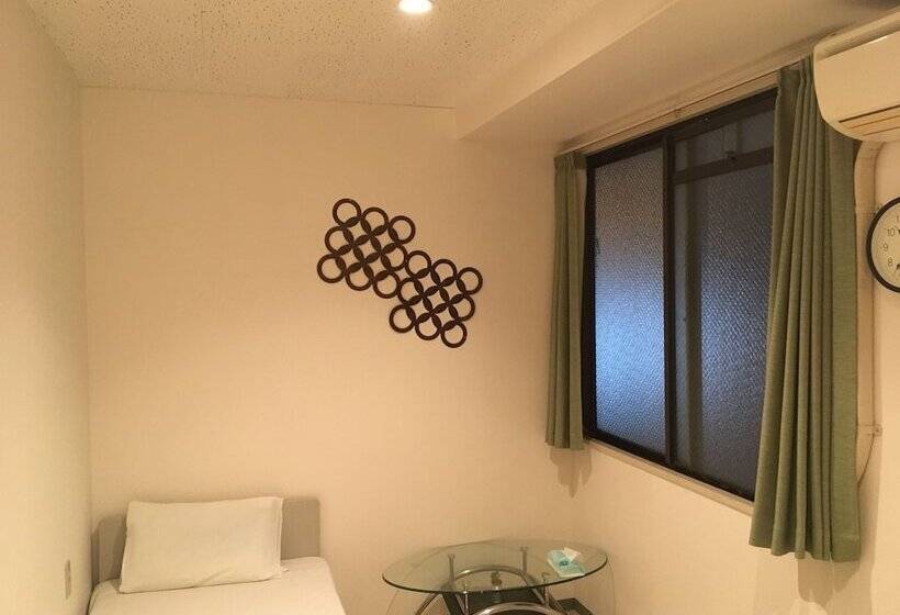 Номер Стандарт Трехместный, 1.2.3 Guest House