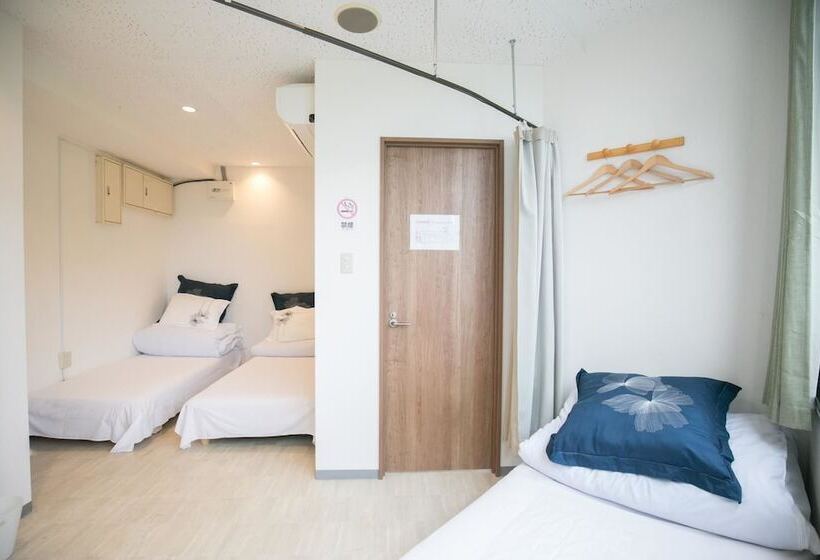 Номер Стандарт Трехместный, 1.2.3 Guest House